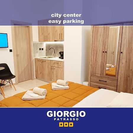 Giorgio Patrasso - Micro Apartment In The Center Of Patras Dış mekan fotoğraf