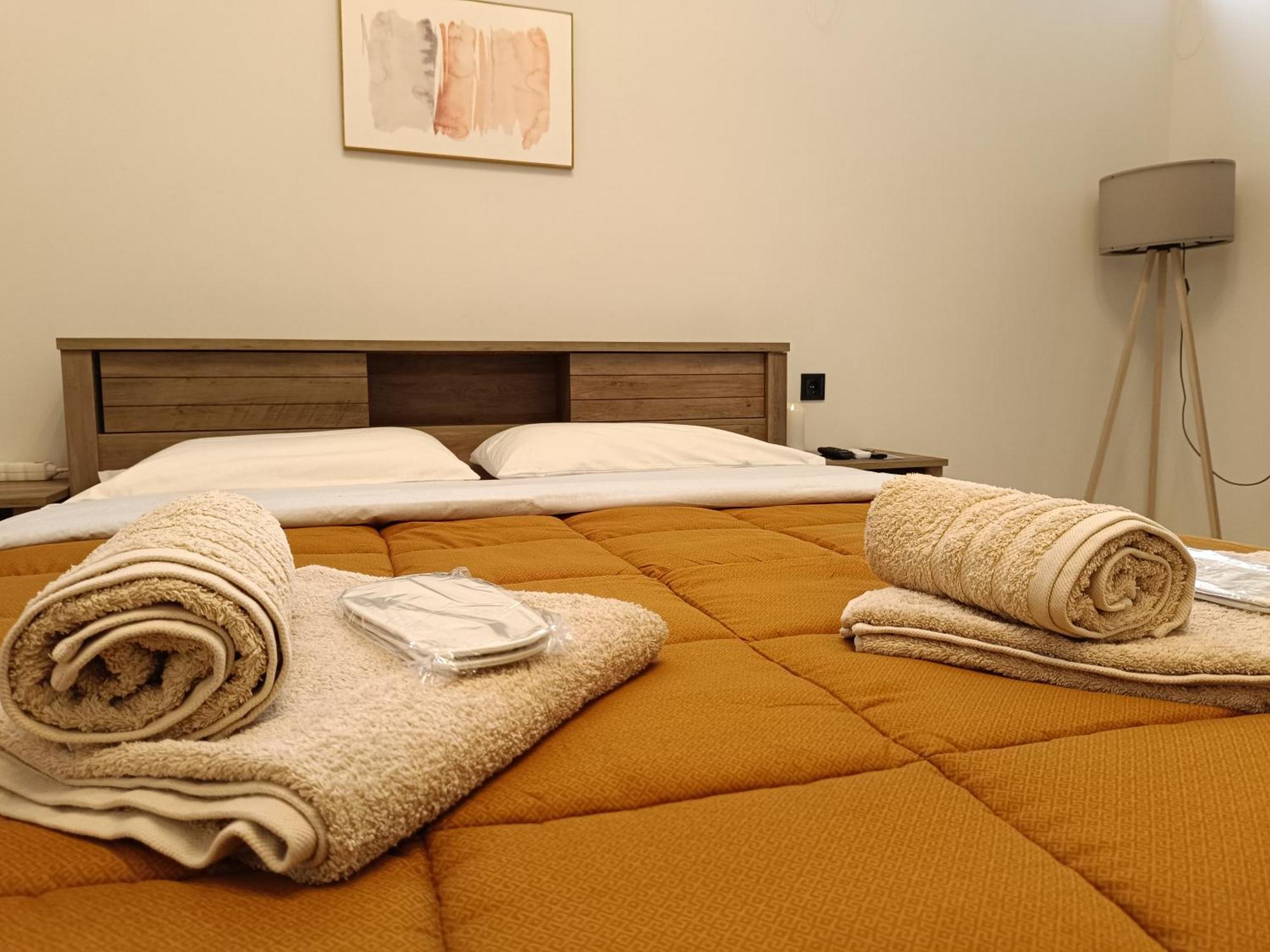Giorgio Patrasso - Micro Apartment In The Center Of Patras Dış mekan fotoğraf