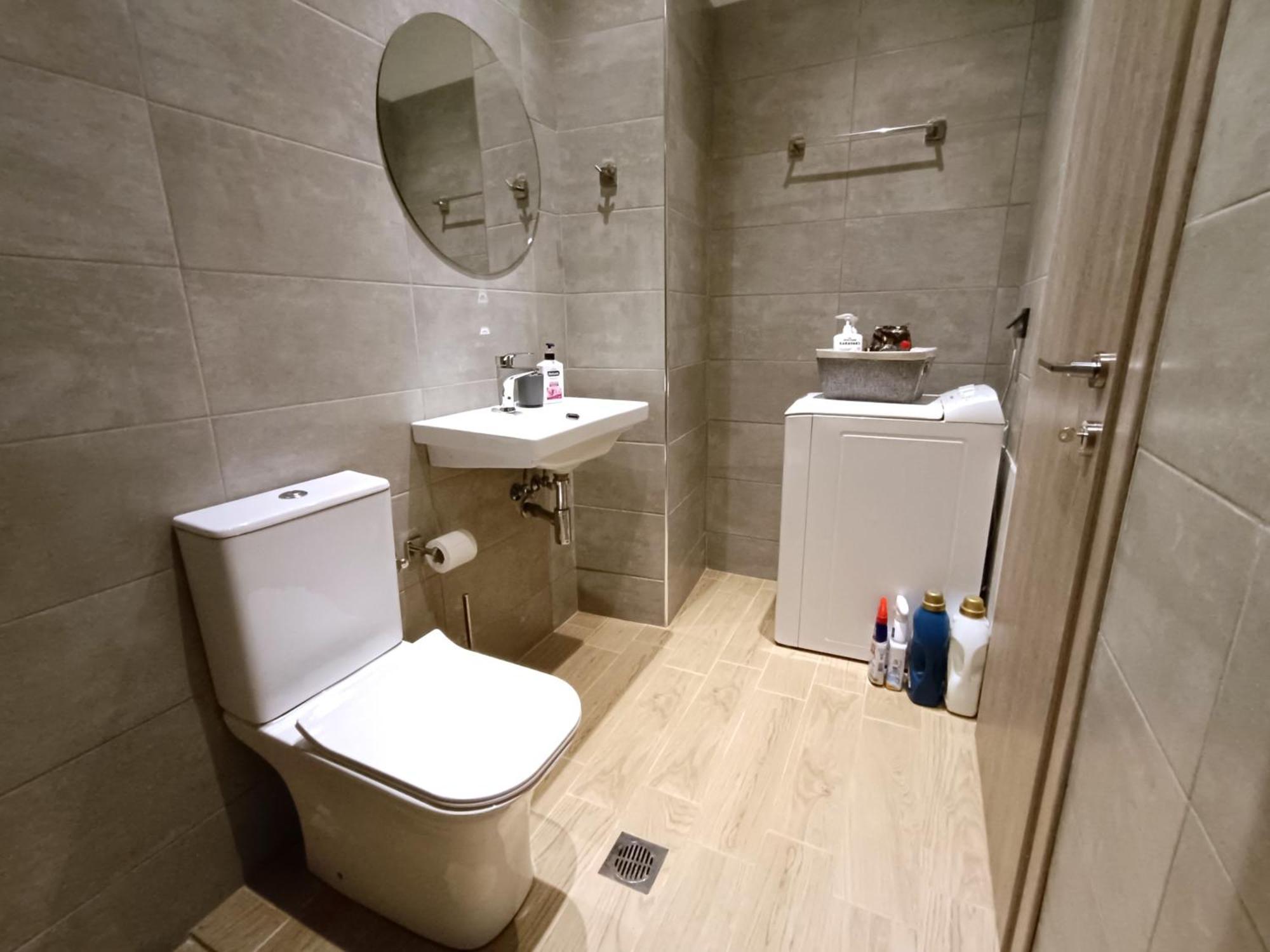 Giorgio Patrasso - Micro Apartment In The Center Of Patras Dış mekan fotoğraf